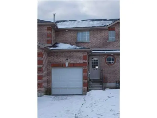 Barrie, ON L4N 9L1,141 Black Cherry CRES