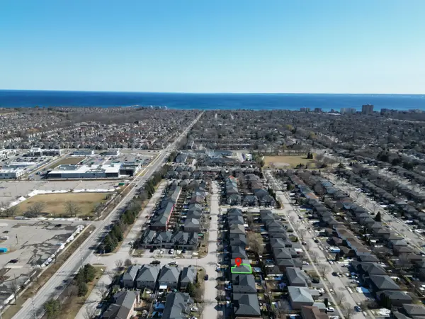 Burlington, ON L7L 6X2,540 DELPHINE DR