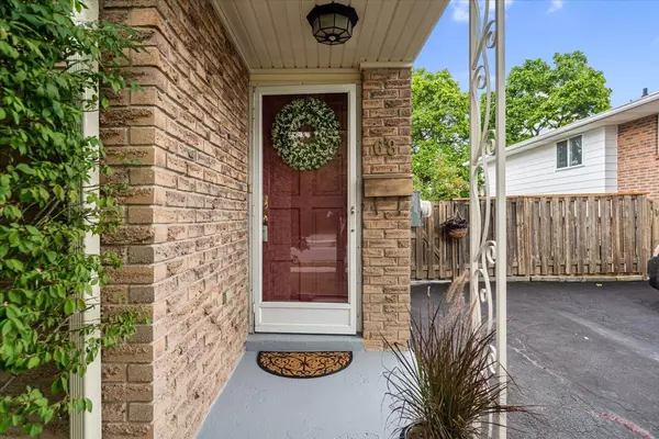 Welland, ON L3C 5Z9,68 Barrington DR