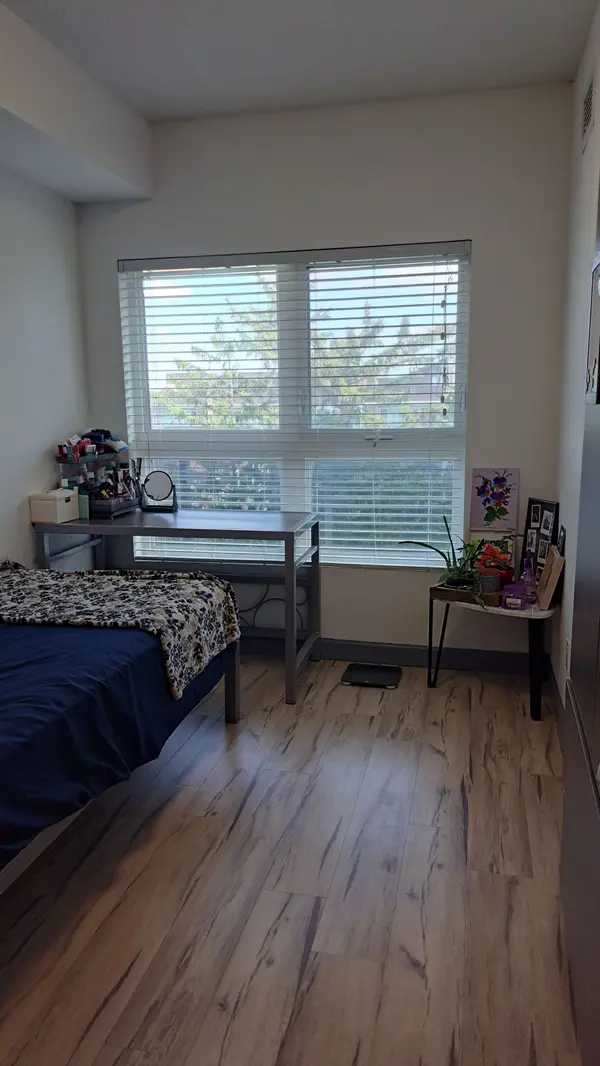 Waterloo, ON N2L 0H7,258B Sunview ST #282