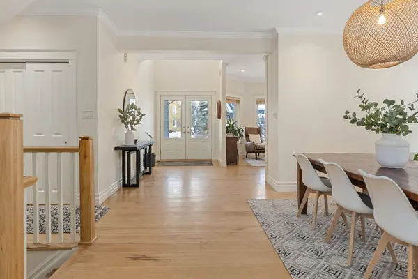 Blue Mountains, ON L9Y 0V1,156 Snowbridge WAY