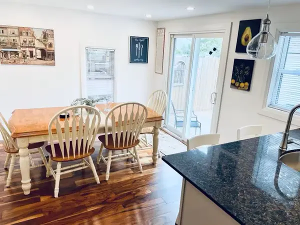 Niagara Falls, ON L2E 4X2,4364 Homewood AVE