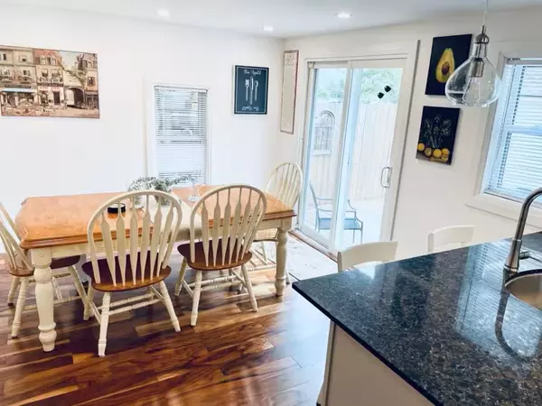 Niagara Falls, ON L2E 4X2,4364 Homewood AVE