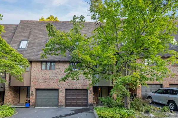 1406 Forge ST, Blossom Park - Airport And Area, ON K1T 2T9