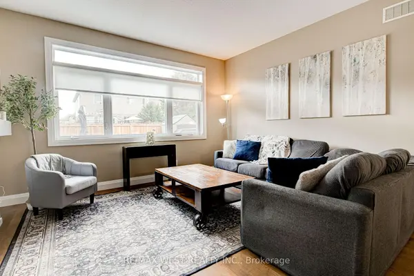 North Dumfries, ON N0B 1E0,68 Challenger AVE