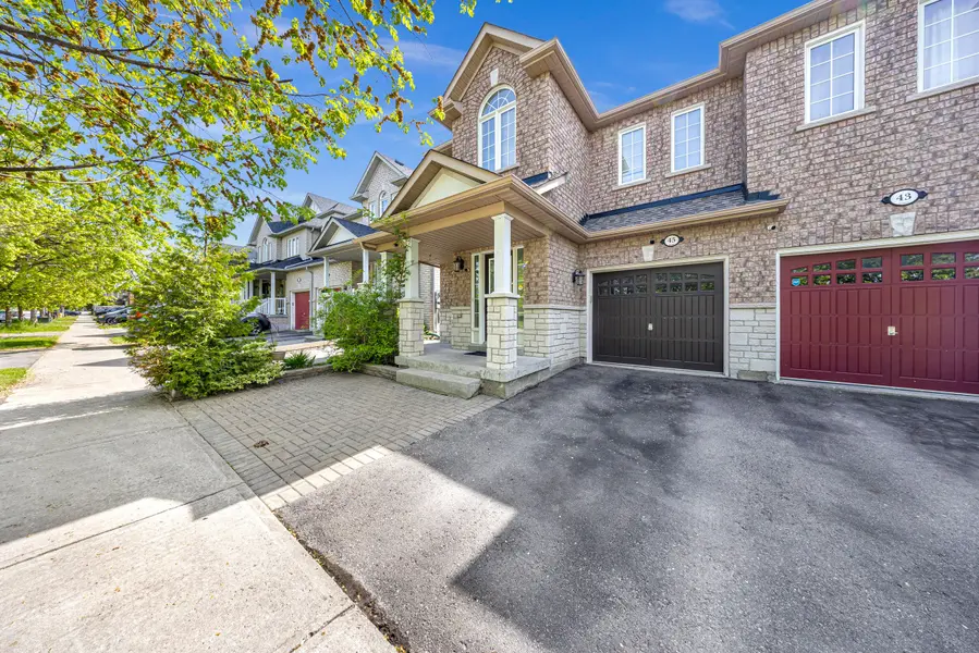 45 Harry Blaylock DR, Markham, ON L6E 2H1