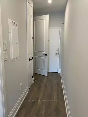 4040 Upper Middle RD #107, Burlington, ON L7M 0H2