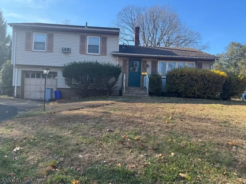 Cresskill Boro, NJ 07626,11 Pierce Ave