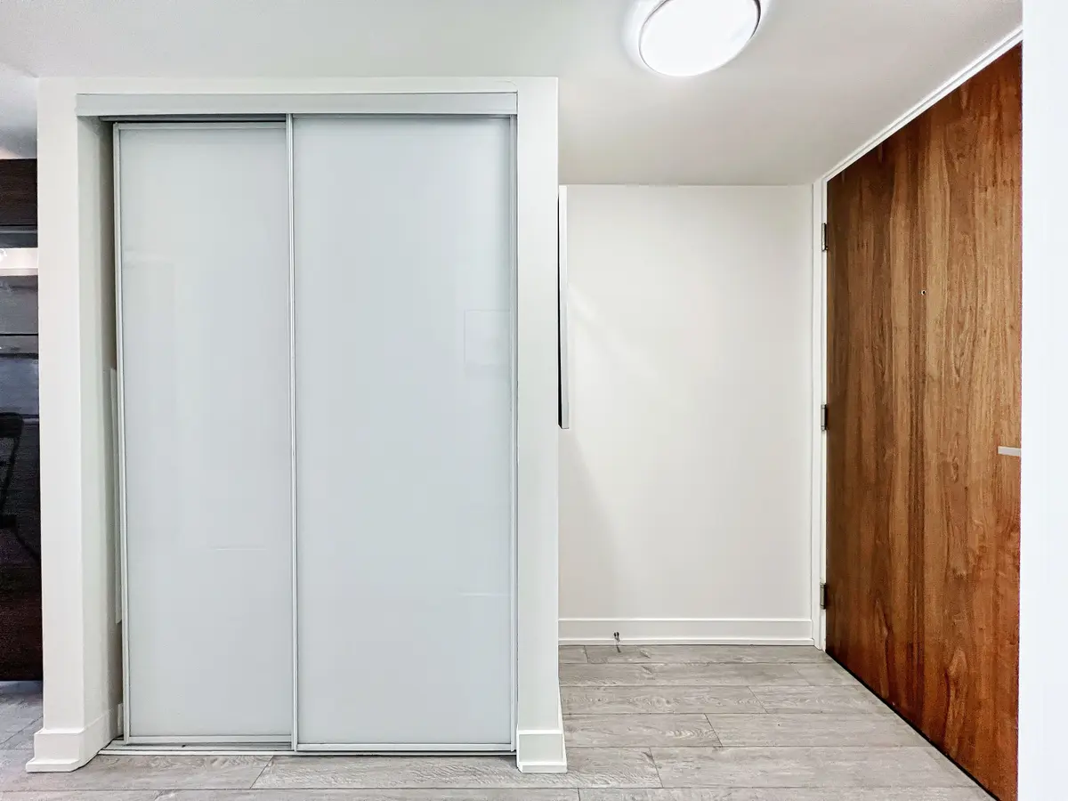 Toronto E01, ON M4M 0E8,30 Baseball PL #721