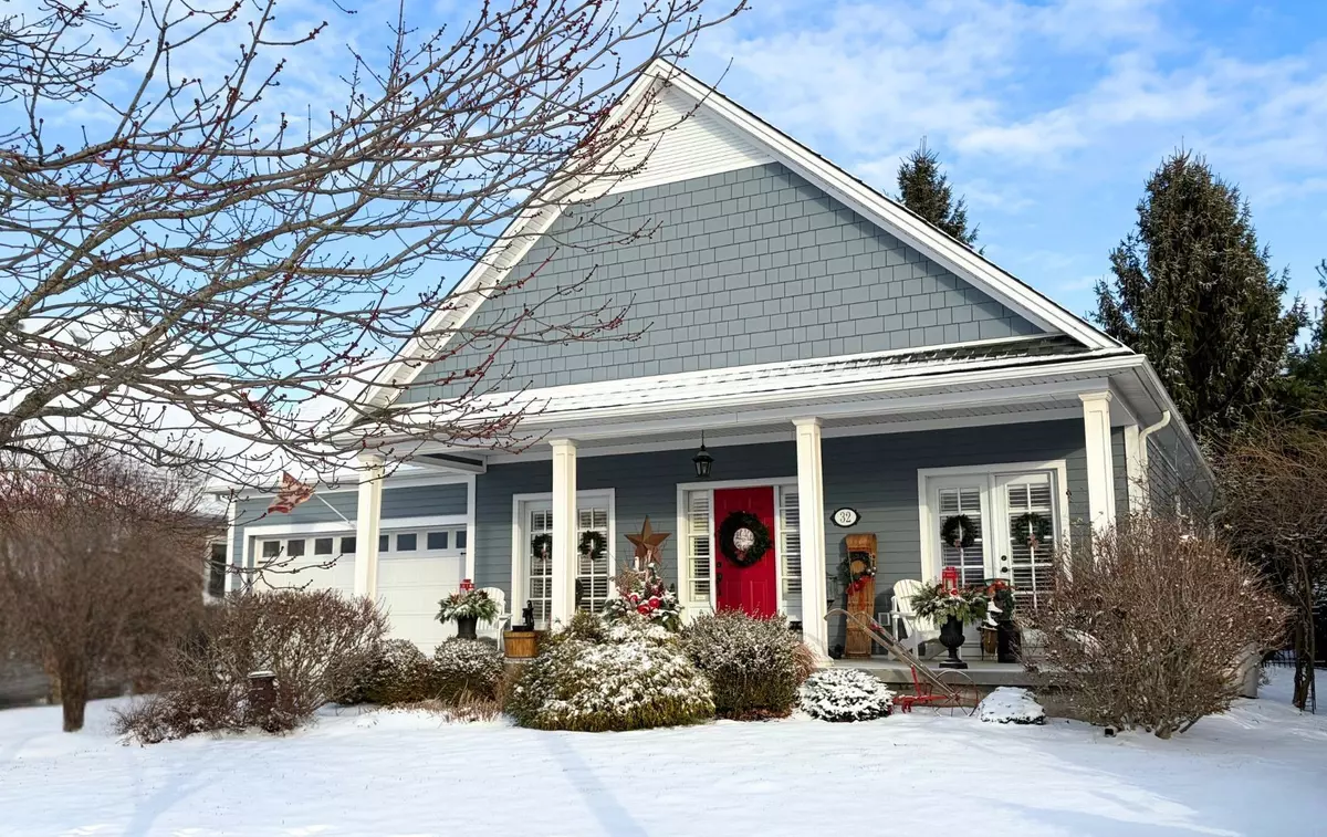 Fort Erie, ON L0S 1N0,32 Sunrise CT