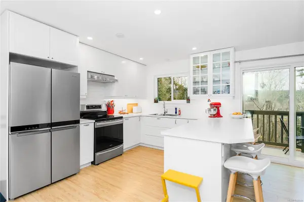 Nanoose Bay, BC V9P 9E6,2373 Mcdivitt Dr