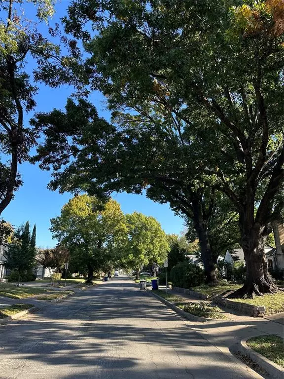 Dallas, TX 75206,5114 Alcott Street