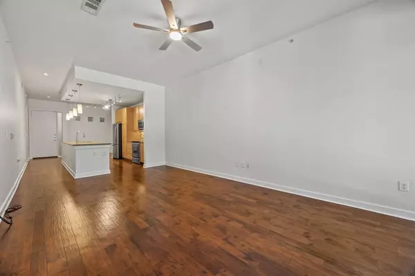 Dallas, TX 75204,2950 Mckinney Avenue #212