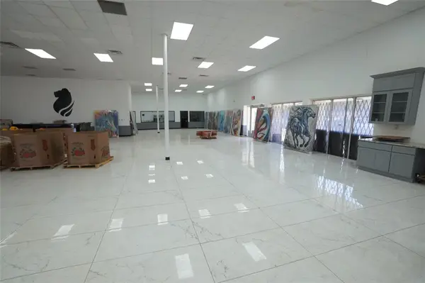 Dallas, TX 75220,10830 Composite Drive