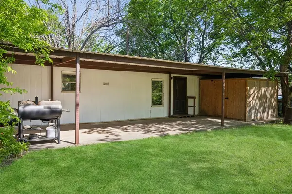 Granbury, TX 76048,3719 Hedge Row Street