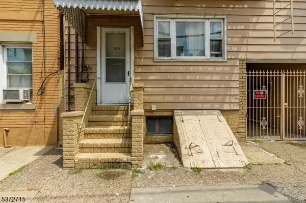 Newark City, NJ 07105,314 E Kinney St