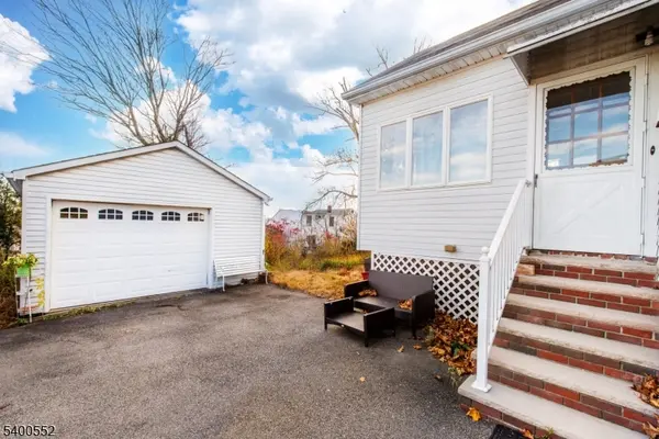 Clifton City, NJ 07013,33 Graydon Terrace