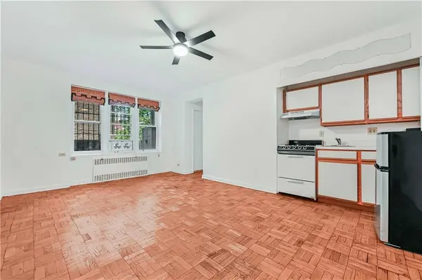 Brooklyn, NY 11209,9430 Ridge BLVD #1F