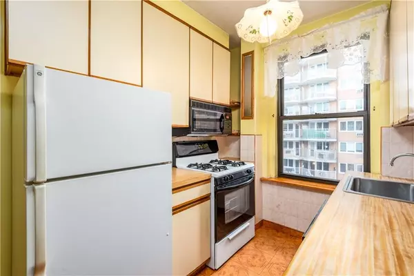 Brooklyn, NY 11235,3145 Brighton 4th ST #515