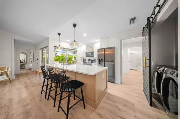 Port St Lucie, FL 34986,1250 NW Sun Terrace Cir #16A