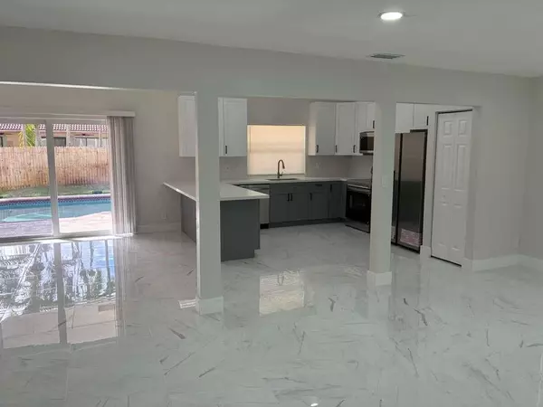 Coral Springs, FL 33065,7104 NW 38th Mnr