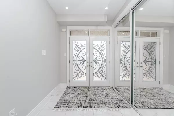 Barrie, ON L4M 0A3,16 Westminster CIR