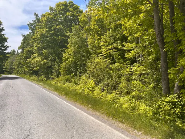 Drummond/north Elmsley, ON K7C 4K8,00 EBBS BAY RD