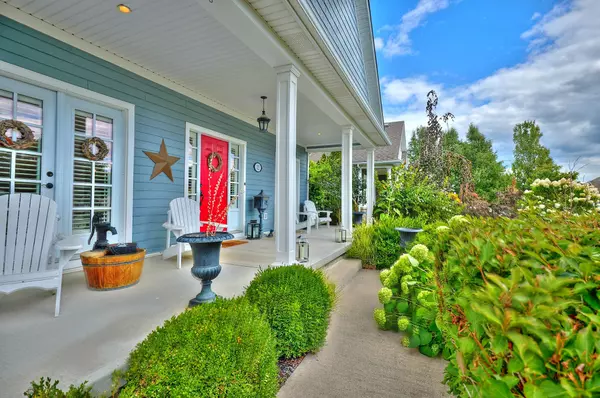 Fort Erie, ON L0S 1N0,32 Sunrise CT