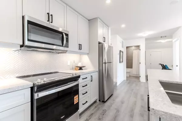 Hamilton, ON L8B 2A9,243 Burke ST