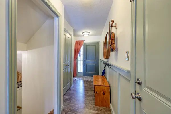 Tillsonburg, ON N4G 0A2,72 Pearl ST