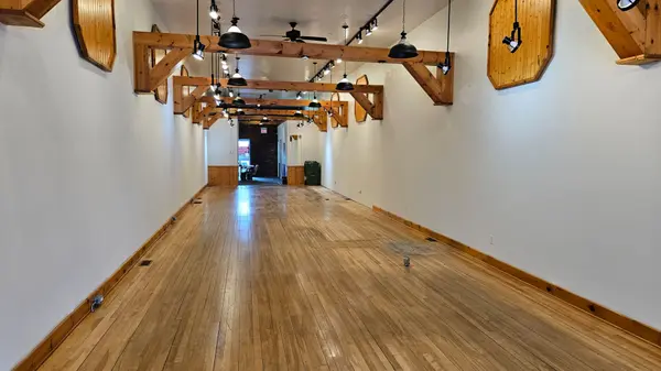 Cornwall, ON K6J 3P6,228 PITT ST