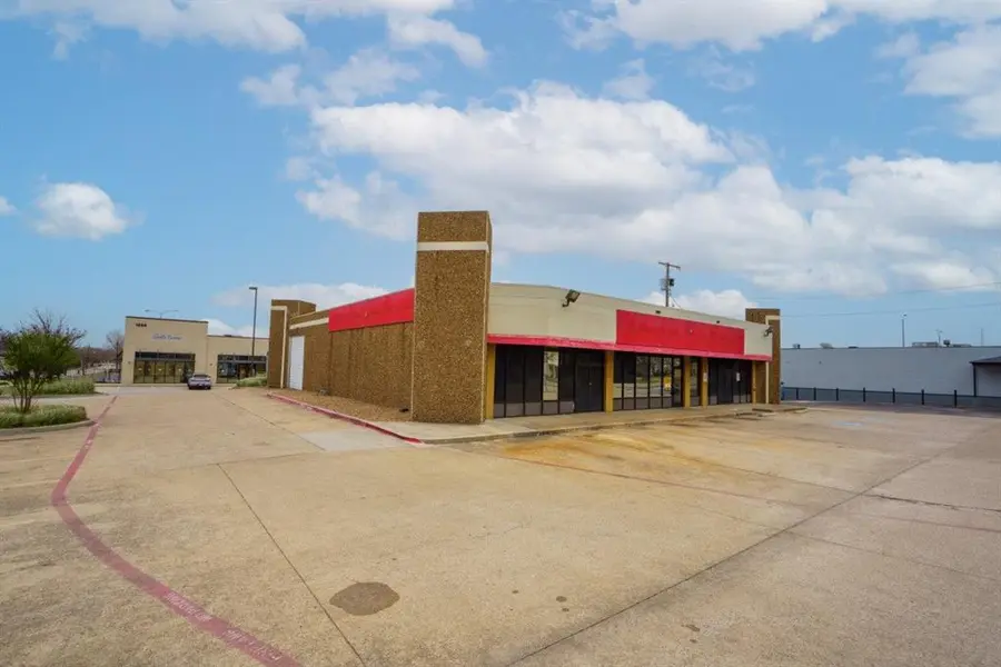 1890 K Avenue, Plano, TX 75074