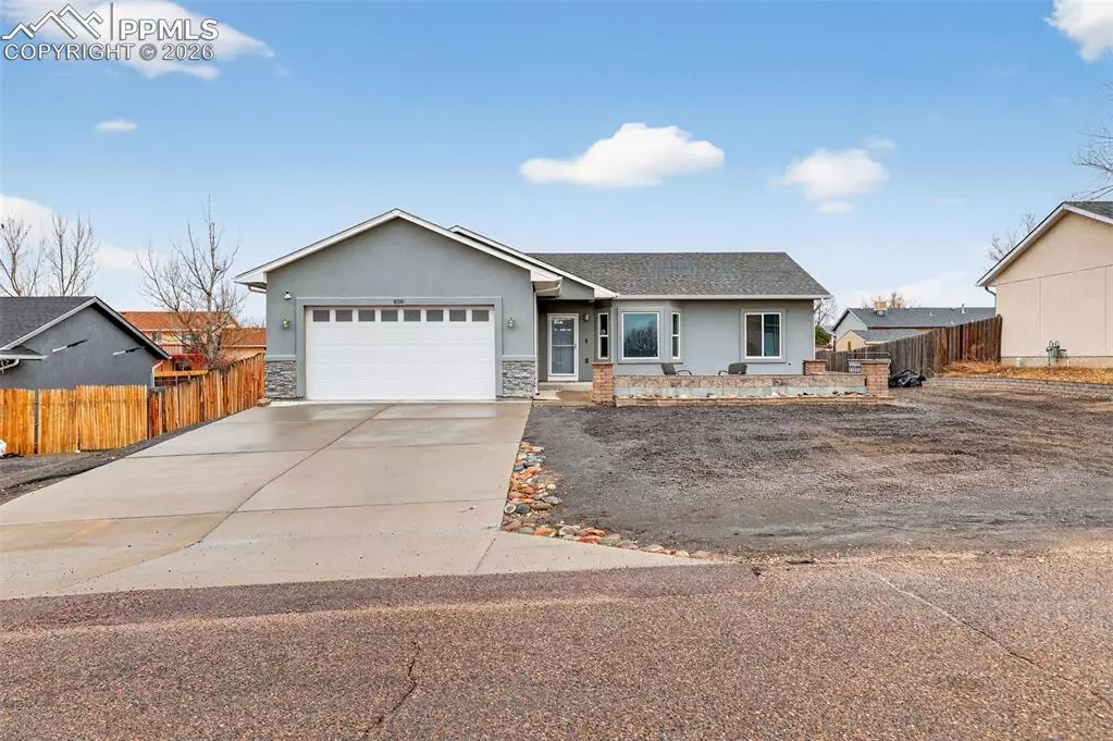 Pueblo, CO 81007,830 S Blakeland DR