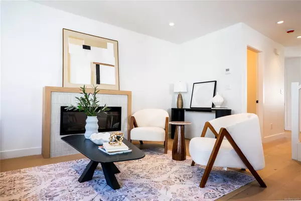 Saanich, BC V8P 3Z8,3907 Cedar Hill Rd #Unit 5