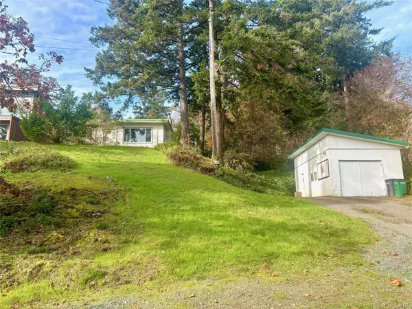 Saanich, BC V8Z 5A2,3904 Wilkinson Rd