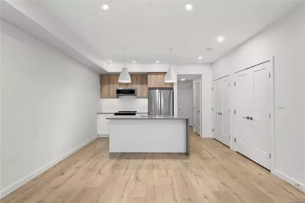 Campbell River, BC V9W 1A5,536 Island Hwy S #505