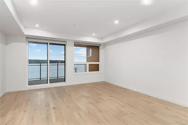 Campbell River, BC V9W 1A5,536 Island Hwy S #505