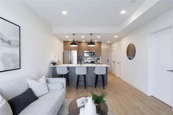 Ladysmith, BC V9G 0C3,201 Dogwood Dr #102