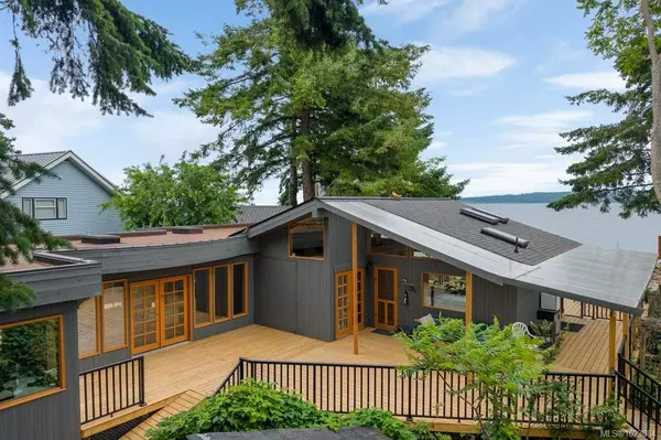 Protection Island, BC V9R 6R1,196 Captain Morgans Blvd