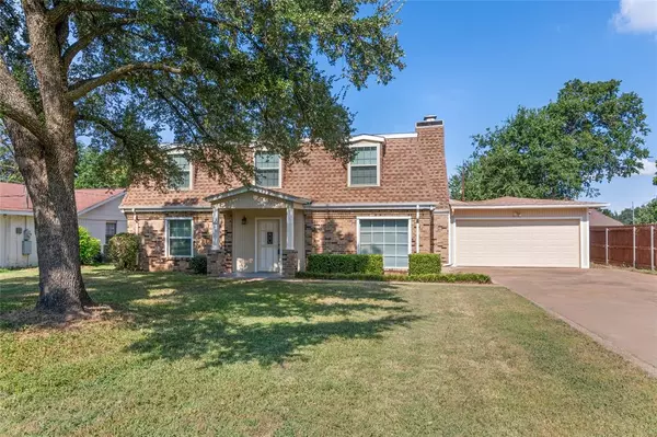 Granbury, TX 76048,4102 Apache Trl Court