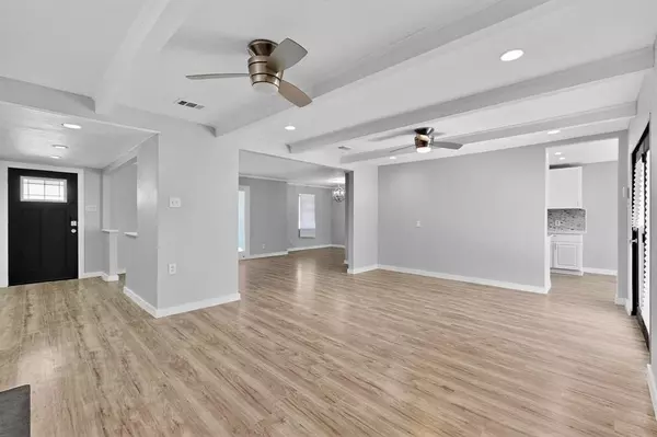 Dallas, TX 75232,1120 Misty Glen Lane