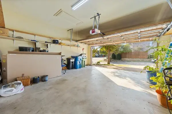 Grapevine, TX 76051,5315 Sun Meadow Drive