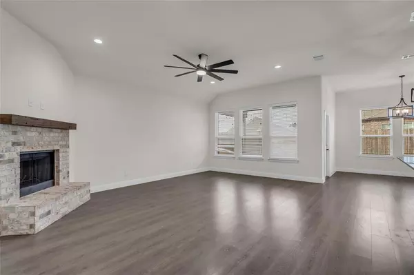 Pilot Point, TX 76258,396 N Montague Street