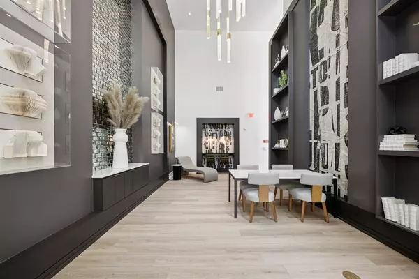 Dallas, TX 75219,4110 Fairmount Street #1003