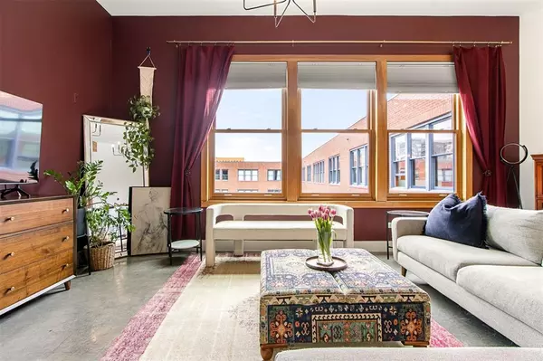 Dallas, TX 75204,2502 Live Oak Street #333