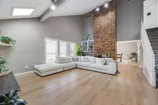 Arlington, TX 76011,510 Willow Creek Court