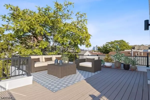 Jersey City, NJ 07307,291 New York Ave #4