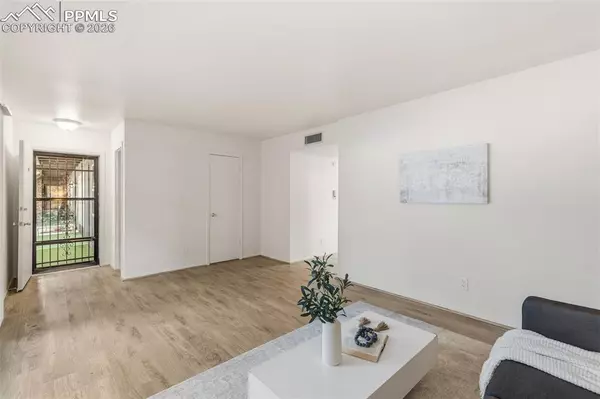 Colorado Springs, CO 80910,2902 Airport RD #136