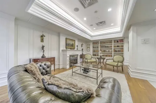 Toronto C15, ON M2K 3E6,662 Sheppard AVE E #1404