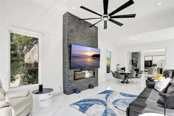 359 Sundial Cir #359, Margate, FL 33068